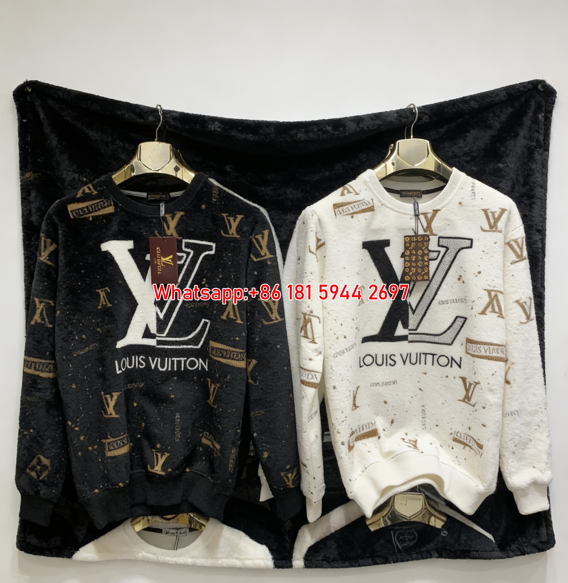 LV Monogram Sweatshirt Print Flannel Throw 364